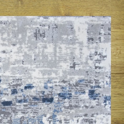 Custom Mesa Glacier, 68% SD Royaltron polypropylene and 32% Polysilk Area Rug