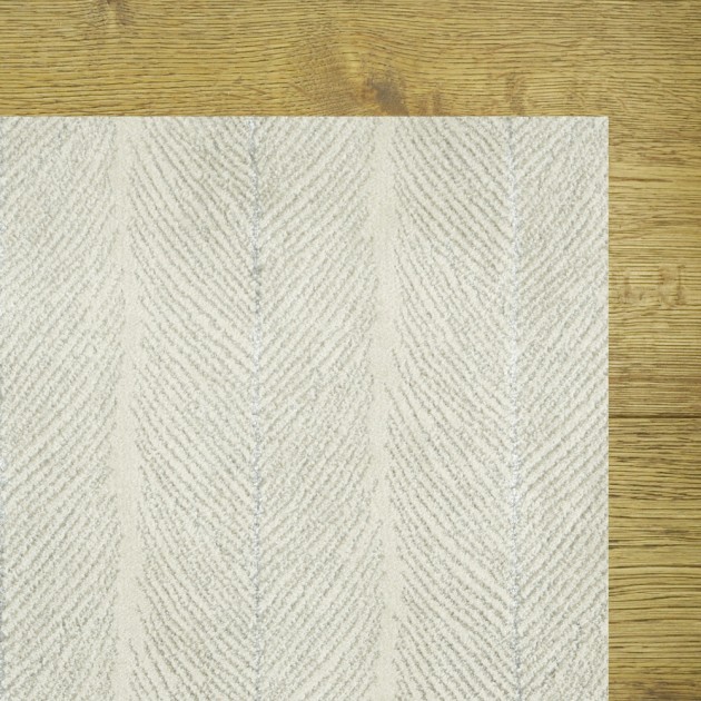 Custom Brightwater Ivory, 62% Royaltron™ Polypropylene/38% Polysilk Area Rug
