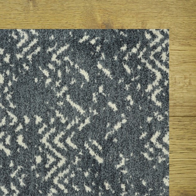Custom Tanzania Chambray, 100% Stainmaster Luxerell Bcf Nylon Area Rug